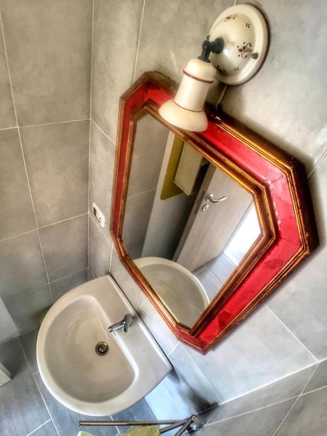 Appartamento In Tranquillo Borgo Vicino Al Centro Turim Exterior foto